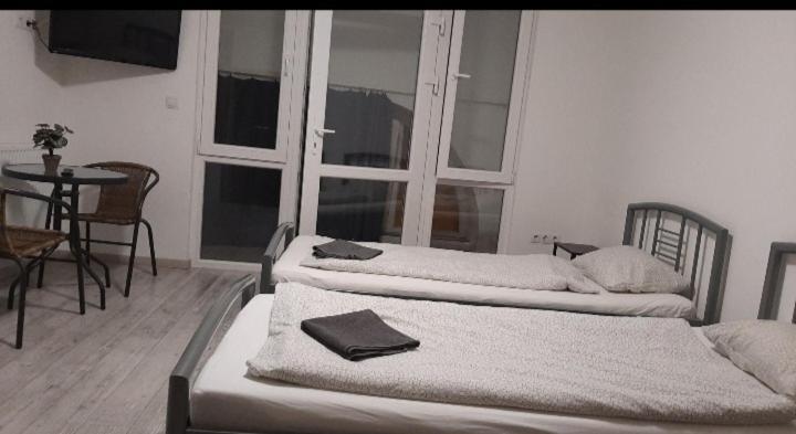 Apartman Vorosmarty Apartamento Budapeste Exterior foto
