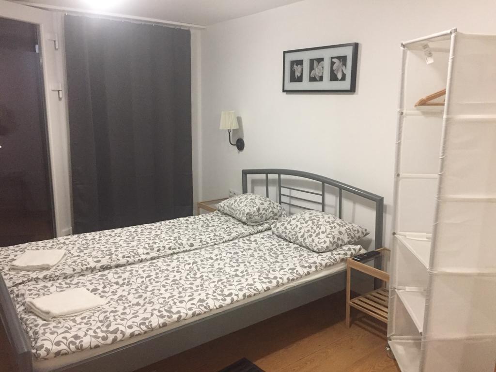 Apartman Vorosmarty Apartamento Budapeste Exterior foto