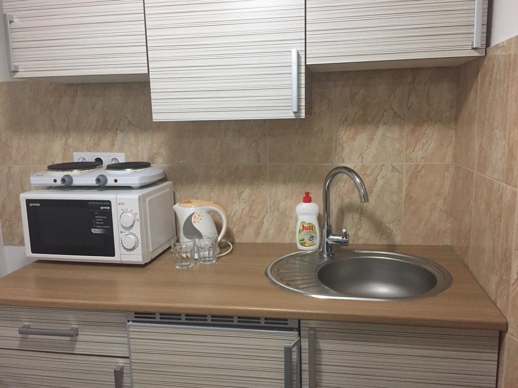 Apartman Vorosmarty Apartamento Budapeste Exterior foto